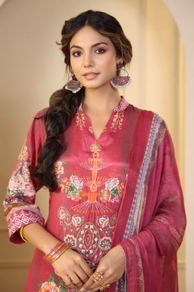 Nayab Ashrafeen Viscose Crepe Silk Kurta Set with Dupatta-M / Pink / Pink