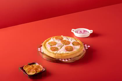 Classic Chicken Pepperoni & Onion