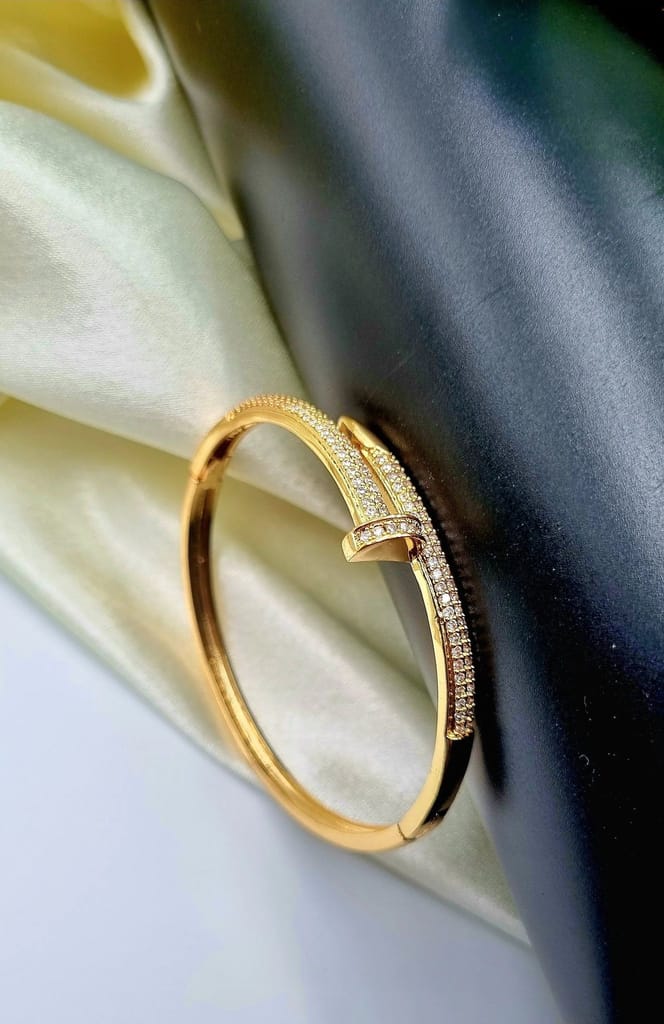 Nail Screw American Diamond Copper Openable Kada Bangle For Women