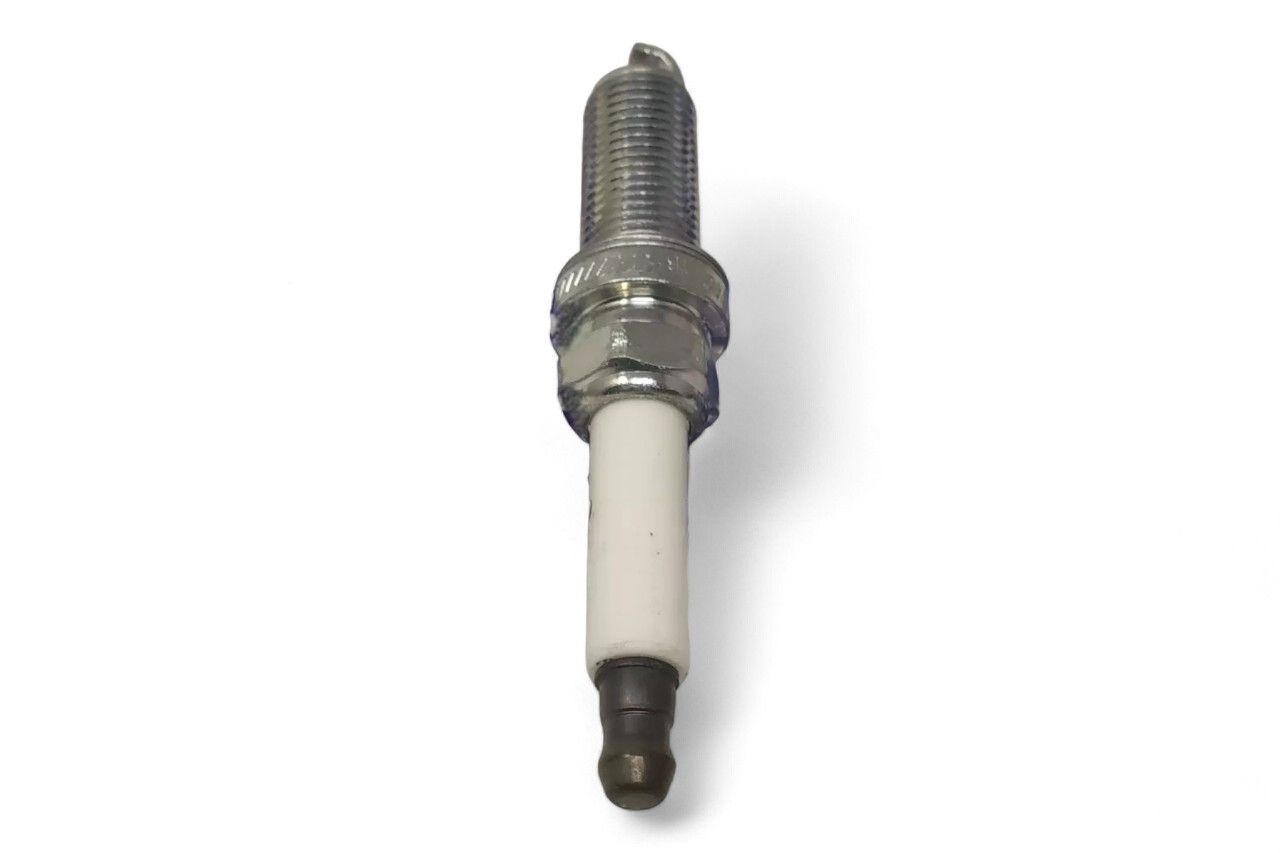 Champion Spark Plug AV619438