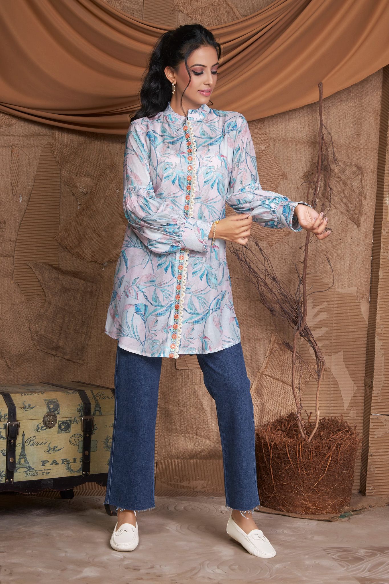 Pink digital print kurti with thread and pearl embroidery in front-XXXL