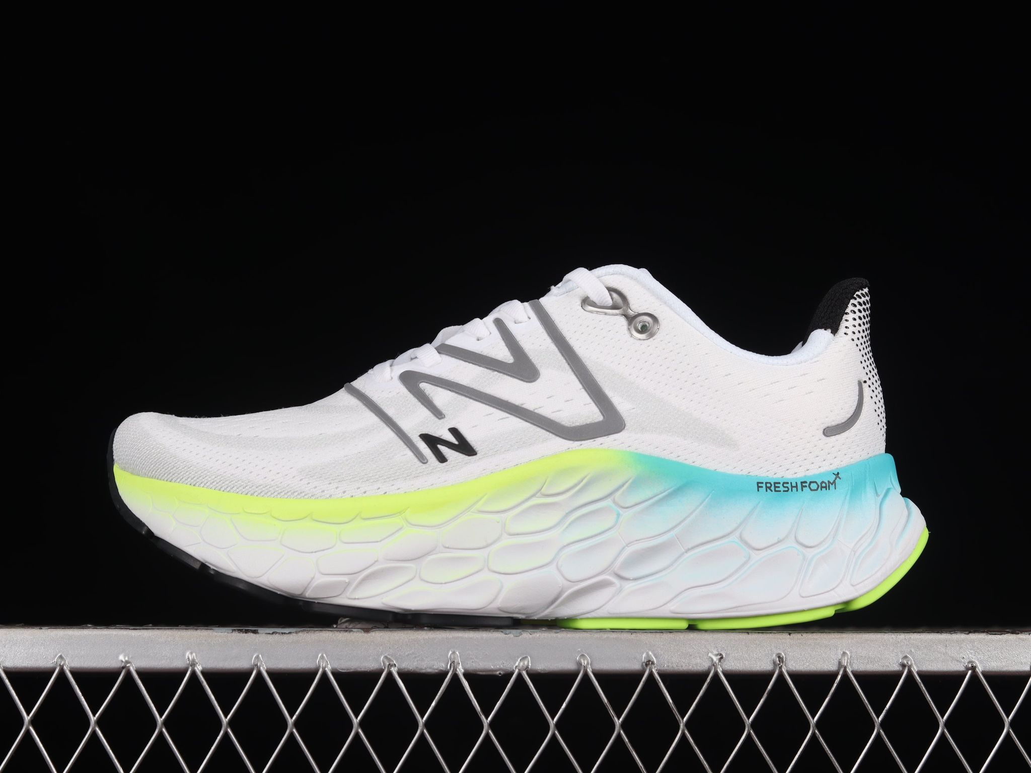 New Balance Fresh Foam x More V4 - White Mint-Euro 41