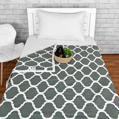 Abstract Slate Grey And White Microfiber Comfortable Single Bed AC Dohar-Single / Slate Grey and White / Abstract