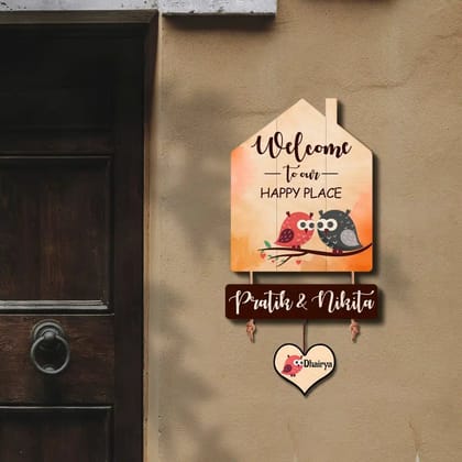 Hut Style Name Plate With Kid Hanging