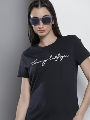 Iconic Logo Tees- T0mmy H!lfiger Women's T-Shirt-M