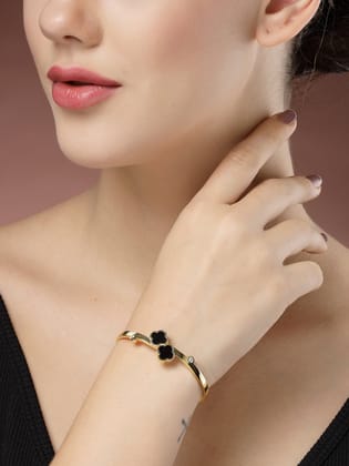 NVR Women Gold-Plated Cuff Bracelet-Gold / Female / Cuff