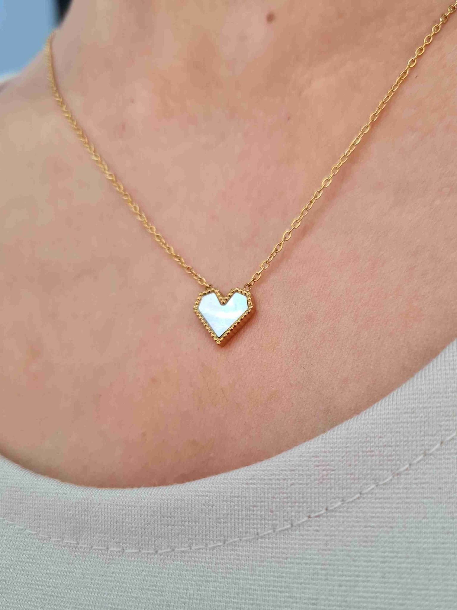 Ishkaara Heart Pendant Chain