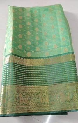 Ravishing Green Benaras Pattu Saree