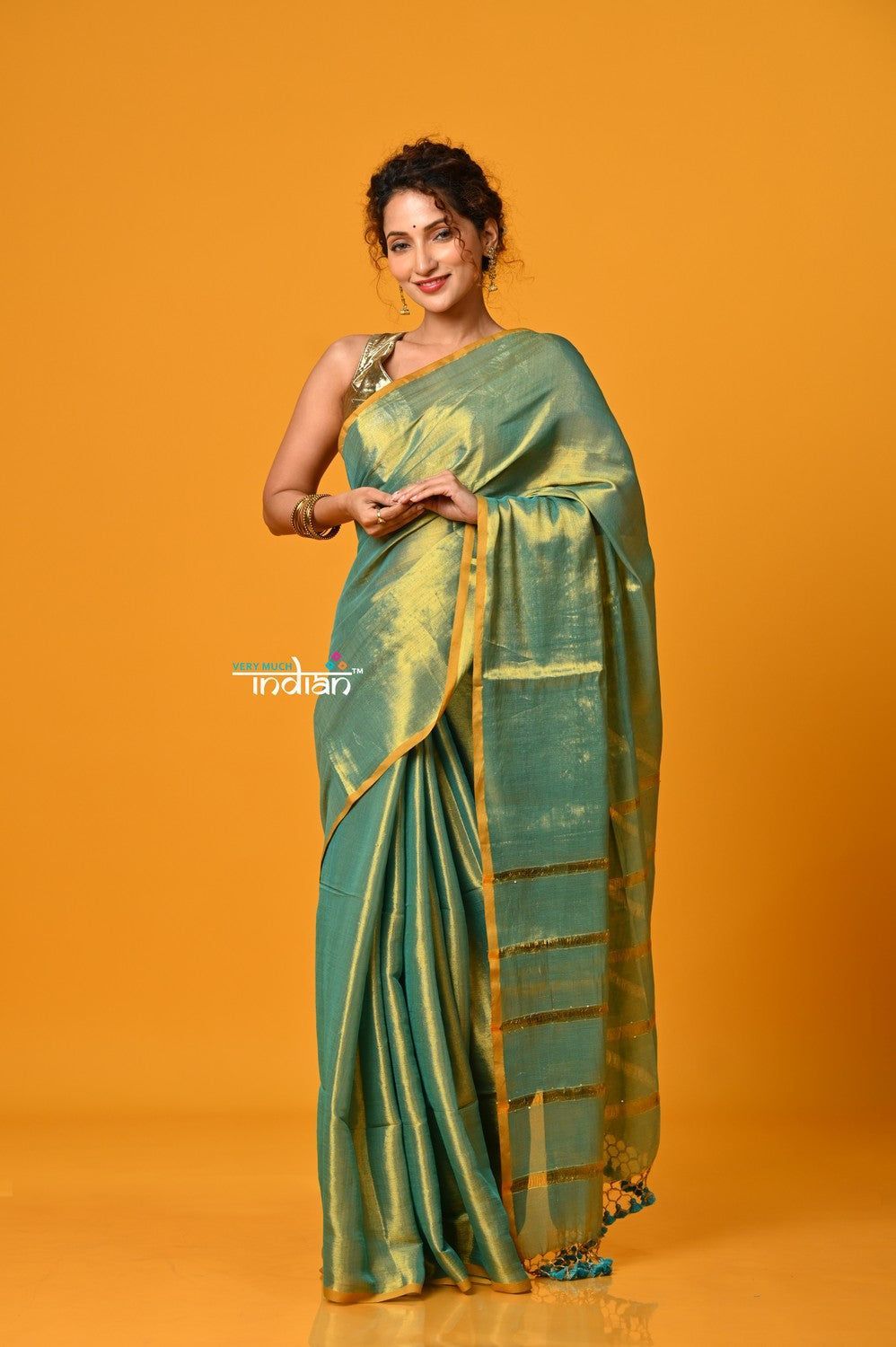 Param Sundari ~ Exclusive Handloom Pure Tissue Cotton Saree in  Fern Green Gold
