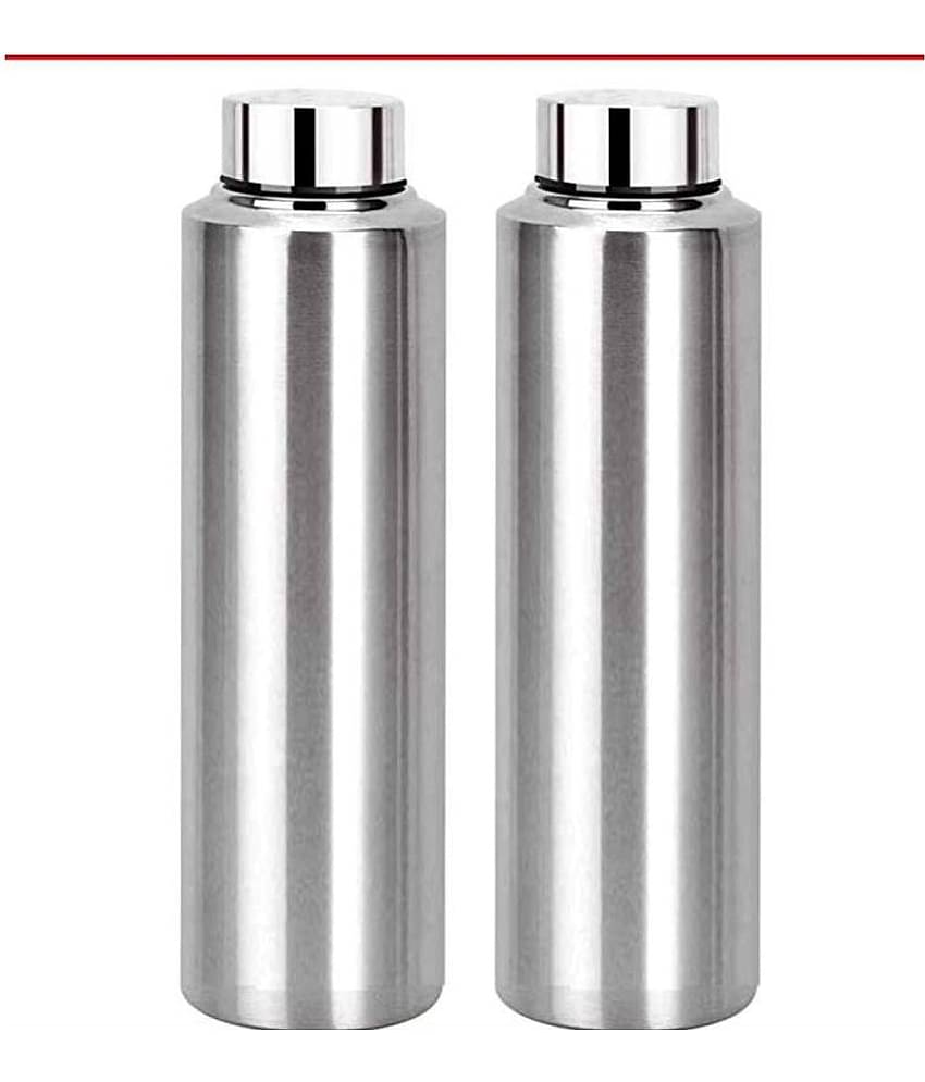 AKG. Buy One Get One Free Silver 600 mL Stainless Steel Fridge Bottle set of 2