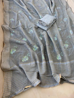 Pure munga silk fabric with beautiful Jaipuri bandej zari waiving work all over saree
