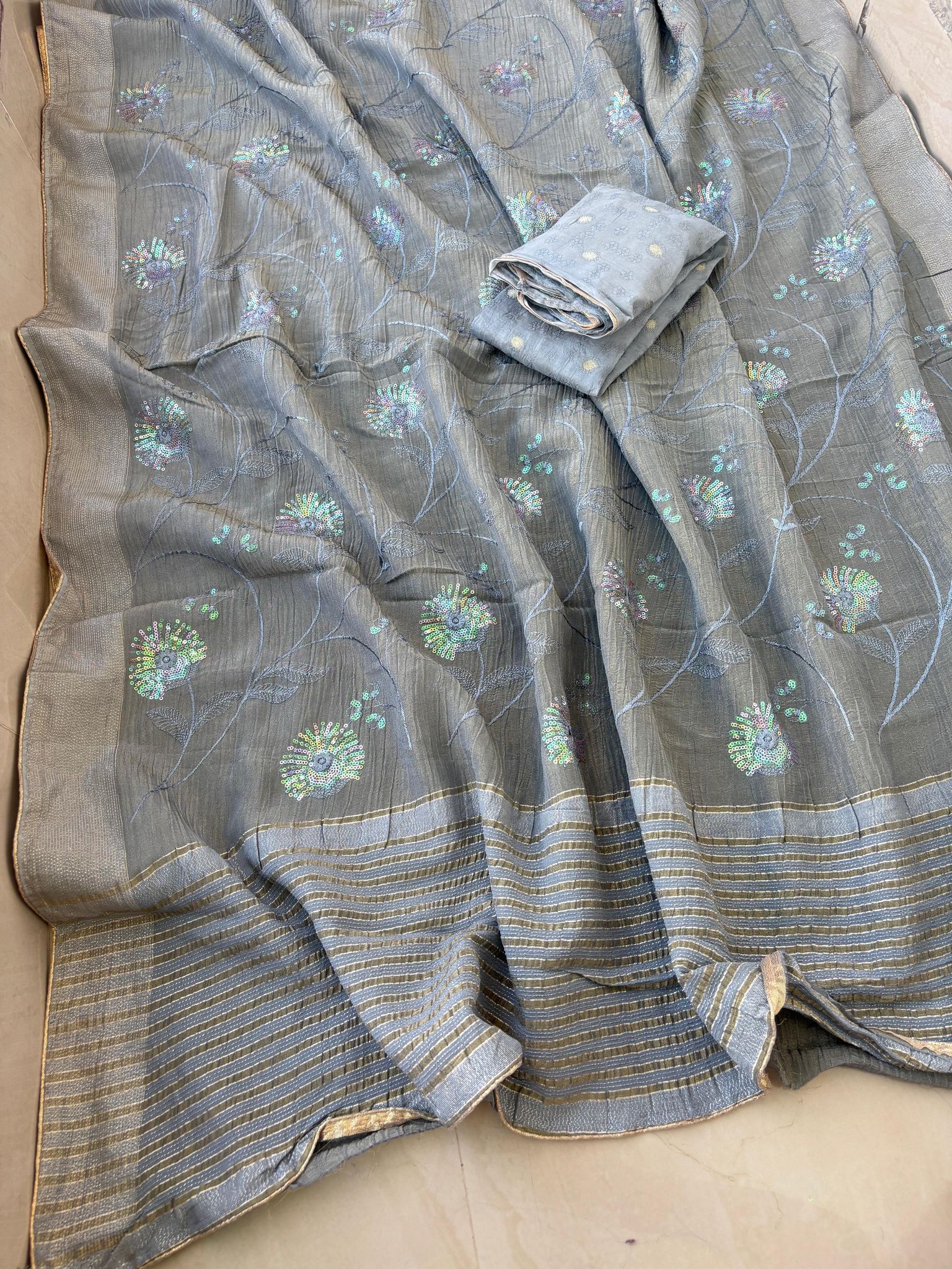 Pure munga silk fabric with beautiful Jaipuri bandej zari waiving work all over saree