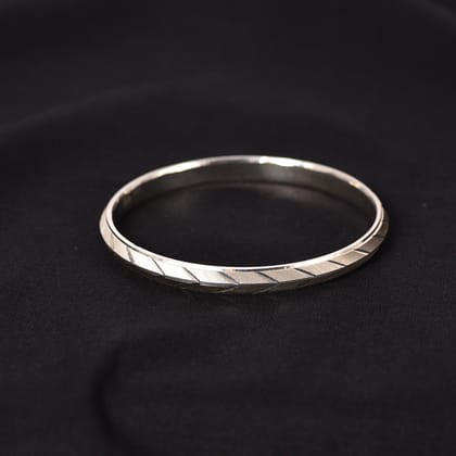 Silver V Punjabi Men's Kada - Size 2'6-2'6