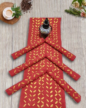 Bold Cotton Table Runner & Mats Applique Red