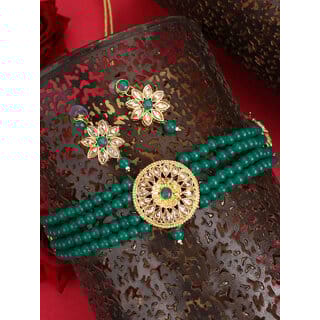 Green Pearl Kundan Beautiful All Occasion Necklace Dangle Earrings Set