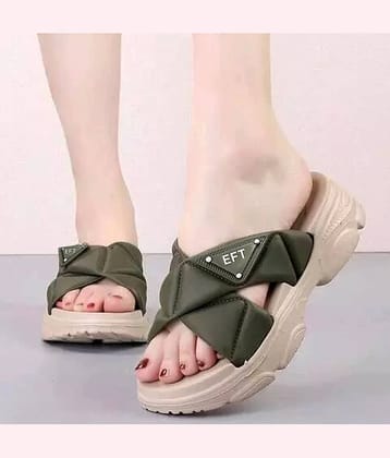 PENNEN Green Women's Floater Sandals