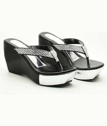 IndiForce Black Women's Sandal Heels