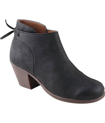 Shoetopia Beige Knee Length Casual Boots