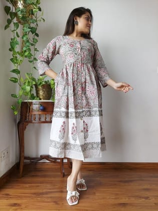 Radiating Blockprinted Cotton Gray Long Dress-36(S)
