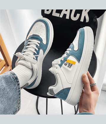 ROBBIE JONES Blue Men's Lifestyle Shoes