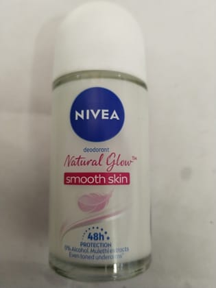 Nivea Natural glow™ Smooth skin 48h. Protection mulethi extracts Deodorant 