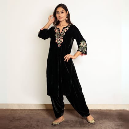 Black hand embroidered velvet kurta-XS