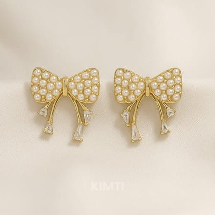 Bow Pearl Stud earrings