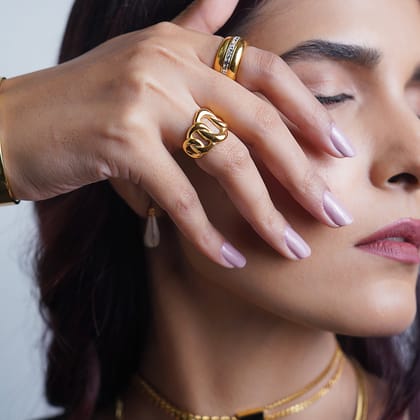 Bold Twist Link Statement Ring-6
