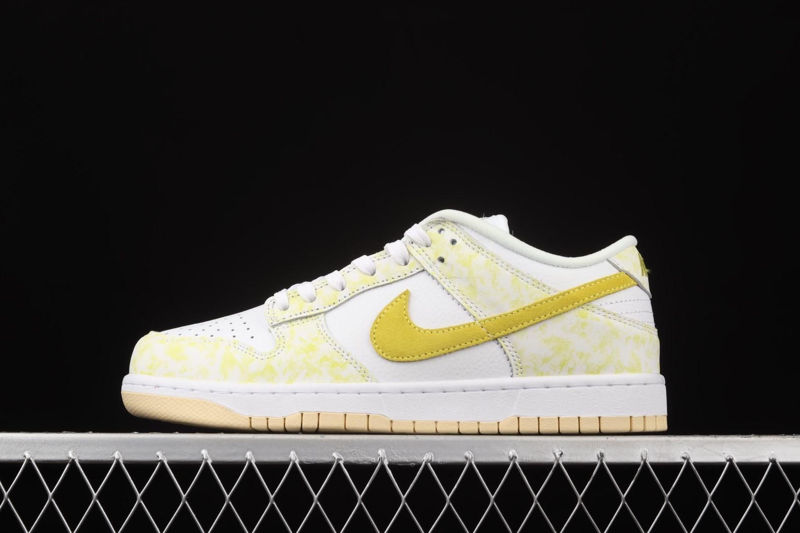 NikeWMNS Dunk Low - Yellow Strike-Euro 36