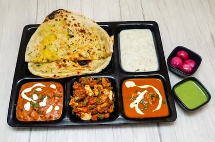 Aloo Naan Thali