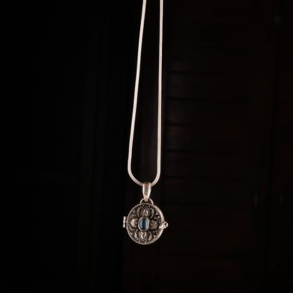 Chalcedony Silver Taweez Pendant
