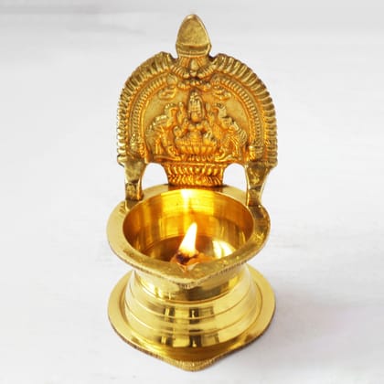 Brass Kamakshi Deepak No. 16 (ZMAS392 E)