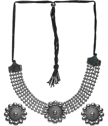 PUJVI - Silver Alloy Necklace Set ( Pack of 1 )