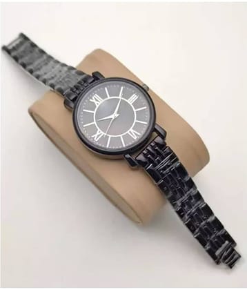 EEWHI Black Metal Analog Womens Watch