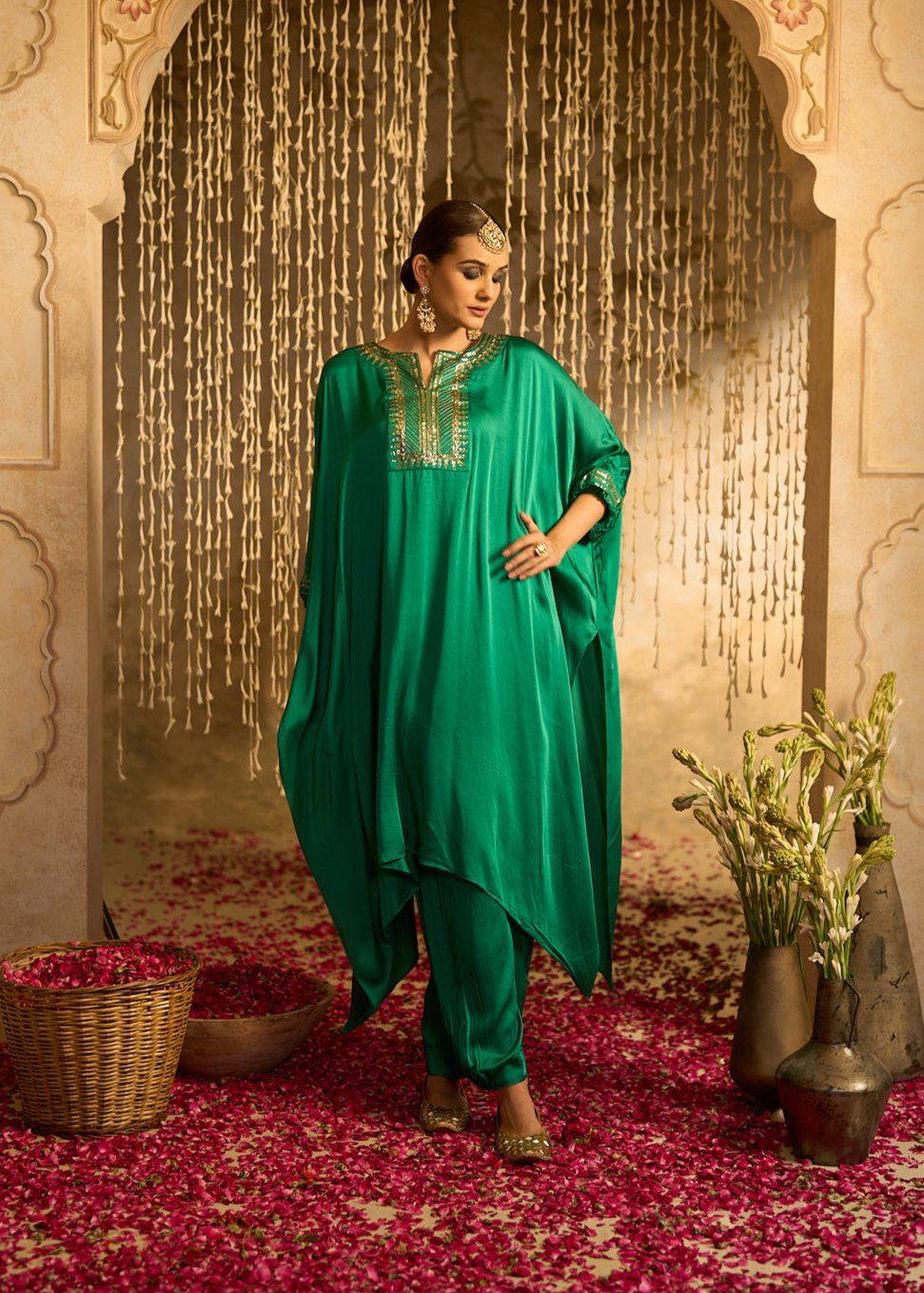Isha Kaftaan Set-Green / XS
