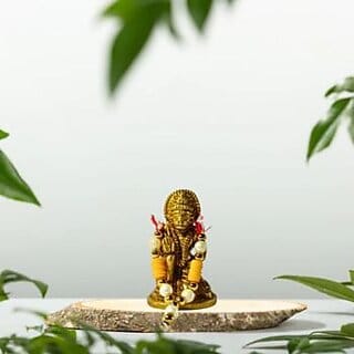 Divine Veer Bajrangbali Brass Idol  Embodiment of Courage  Protection