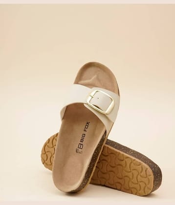 Big Fox Beige Women's Flats