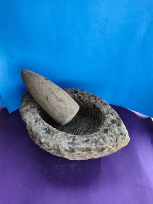 Kolhapuri Black Stone Mortel and Pestle (19.50 16.76)