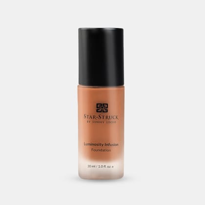 StarStruck by Sunny Leone Luminosity Infusion Foundation for Deep Skin - Rich Mocha, 30ml