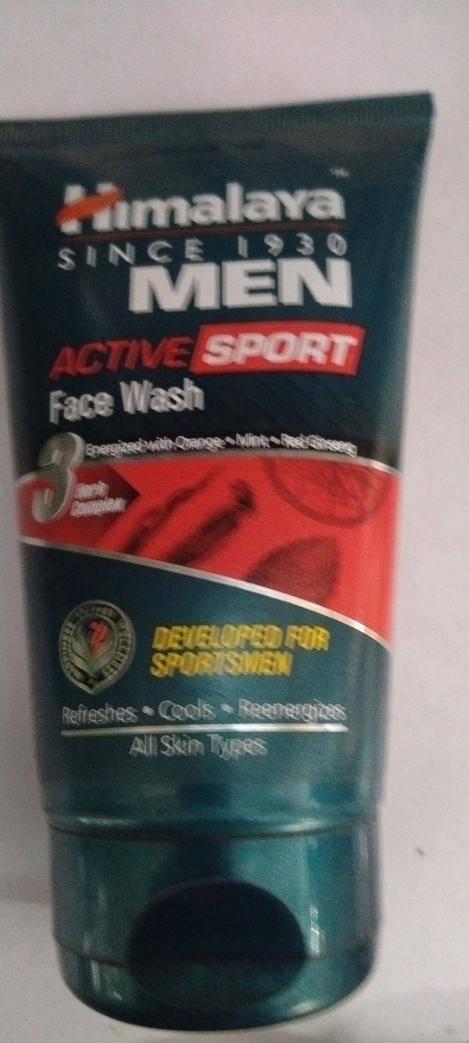 Himalaya Men Active sport Face wash 