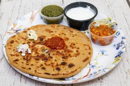 Olive Oil Mixed Veg Paratha