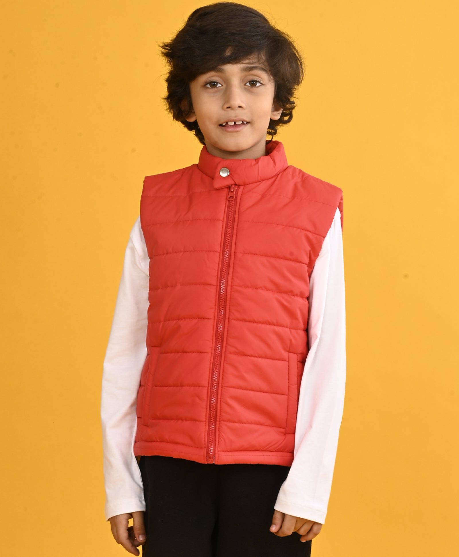 RED SLEEVELESS BOYS JACKET - RED-2-4 YEARS / 1N / RED