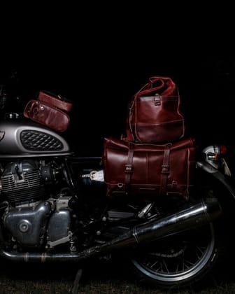 outlaw globe trotter-cherry red / in