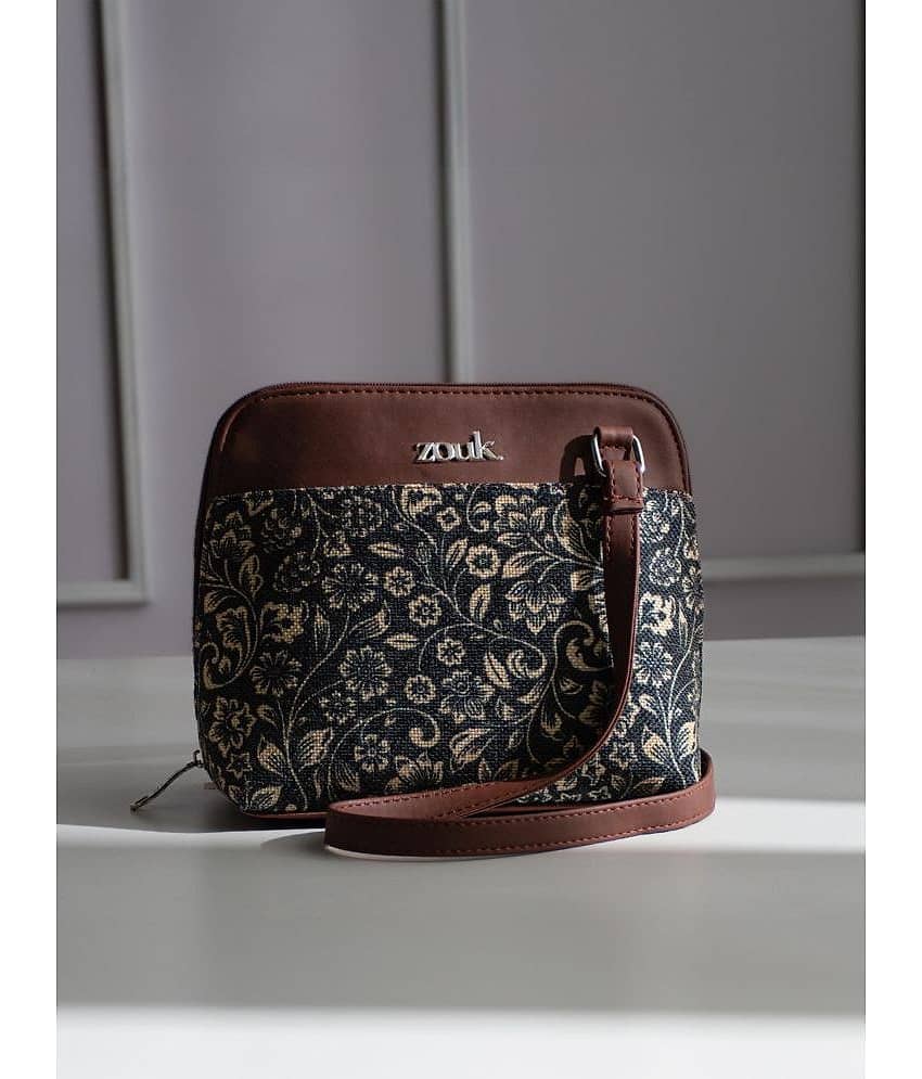 Zouk Sling Bag Jute Set of 1 ( Black )