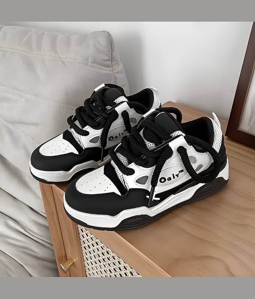 PM Traders Ogiy Retro shoes For Men White Men's Sneakers