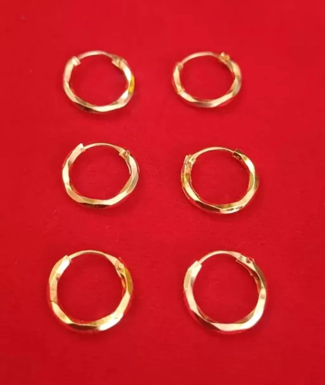 Gold Plated Brass Cutwork Small &Cute Fashion Hoop Bali for Girl Women Pack of 1