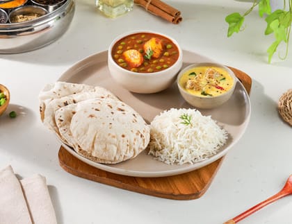 Mom Style Aloo Matar - Everyday Thali
