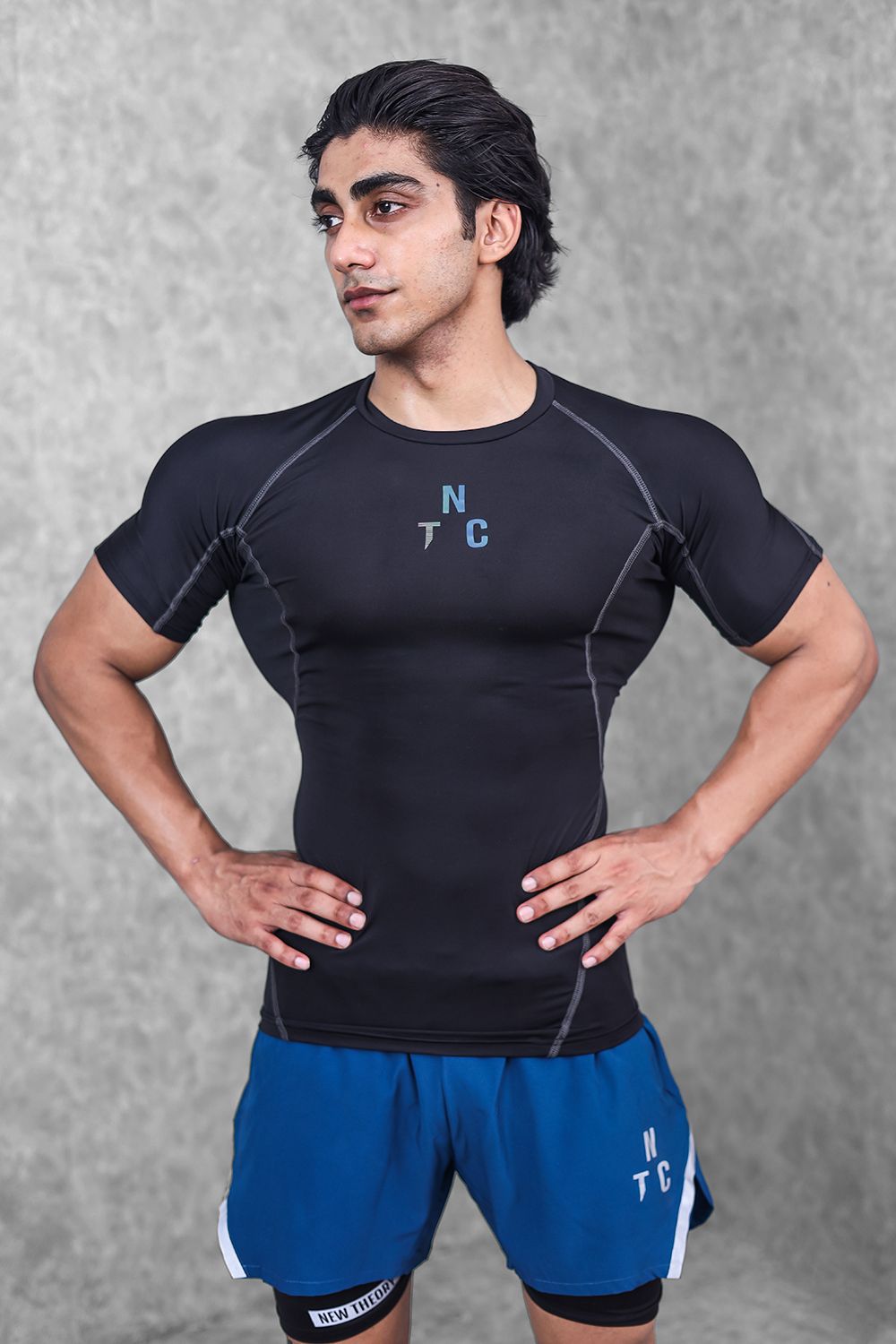 Critical Compression T-shirt- Black-M