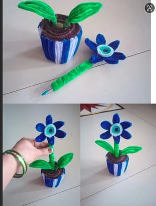 Pipe cleaner flower vase