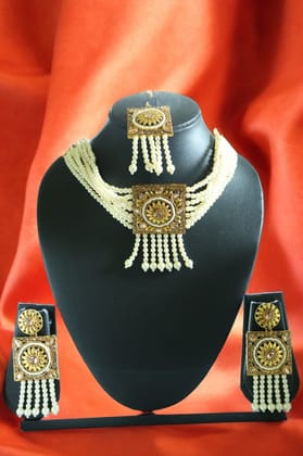 Fashionista Necklace Set